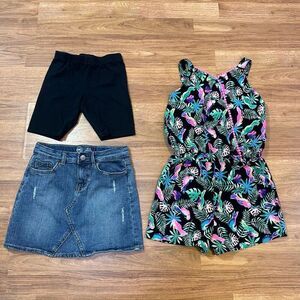 This lot of girls Bottoms Skirt Shorts Romper Set | Girls Size 7 M
